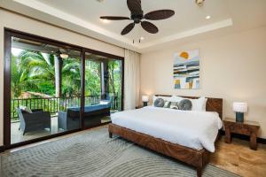 Oceanview Condo w - Pool & BBQ Grill