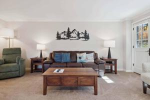 Lodge Tower 199 Two Bedroom Residence