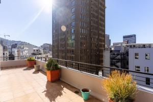 Adderley Terraces J18