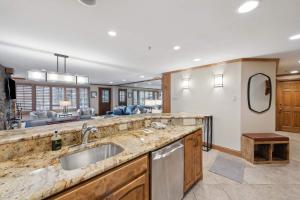 Lodge Tower 277 Three Bedroom Residences