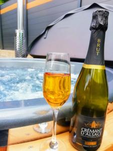 Appartements Love Room La Courtisane - Spa sur terrasse de 40 m2 - love-room-alsace-67 : photos des chambres