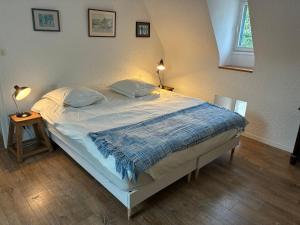 Villas Belle villa en bord de mer a 700 m d-une plage de sable fin : photos des chambres