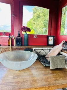 Bateaux Hebergement insolite Boat Near Paris : photos des chambres