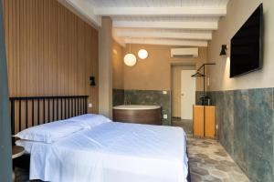 I Giardini di Cattaro - History & Comfort