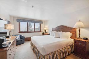 Lodge Tower 294 Two Bedroom Residence