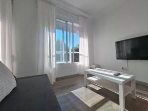 Disfruta de las vistas al Parque de San Lazaro