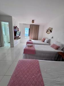 Aptos atrás da Passarela do Caranguejo