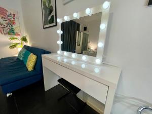 Private unit in Whitehaven Crescent