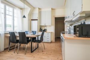 Comfort Meets Style in Central Norberg
