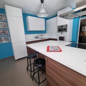 Villas Villa Tre les Pins, 7 chambres, a 100m du LAC DE LACANAU : photos des chambres