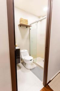 201 Nice Cozy AC Apt City Center Rooftop AC