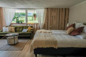 Alpino STAY Geräumige Ferienwohnung am Alpsee mit Garten