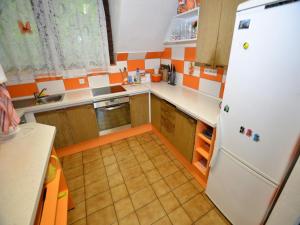 Townhouse in Bechyn with Private Pool