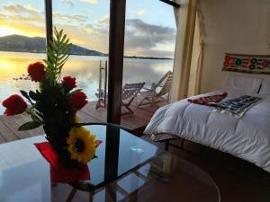 Los Uros Alojamiento