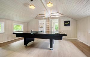 Awesome Home In Væggerløse With Sauna