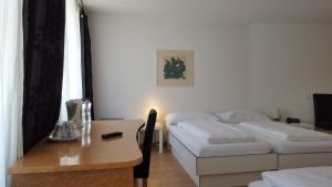 Quadruple Room room in Spalenbrunnen Hotel & Restaurant Basel City Center