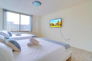 Stylish Crystal City Flat - Pool & Fitness