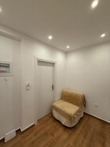 Byron cozy brand new apartment