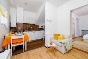 Apartments Mirjana T.