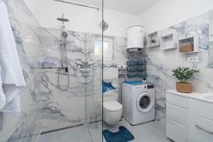 House Adriatic Blue Dream