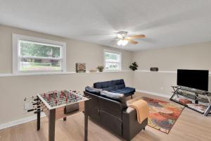 Entire home with game room