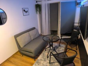 Apartment with private terrace and sound system UNDER THE JASMINE