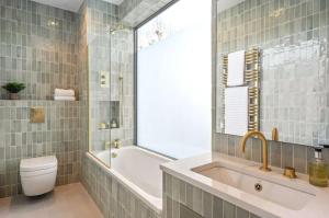 Elegant 4-Bed House Near Angel & Upper Sreet