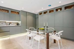 Elegant 4-Bed House Near Angel & Upper Sreet