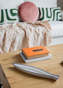 Pastel Dream 3BR Central Gem Artful Spacious