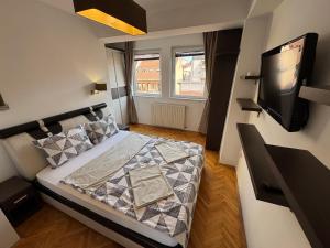 NN Apartment 5