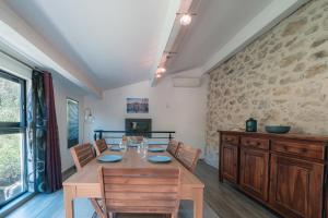 Appartements L-Atypique - Cabanon 3 ch et terrasse au calme : photos des chambres