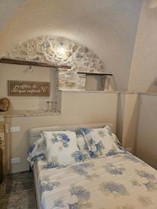 Maisons d'hotes Nid Mineral - Suite voutee de charme au coeur de Vallon Pont d-Arc : photos des chambres
