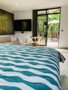 Aparta Hotel LOFT Campestre Jacuzzi Poblado apt 107