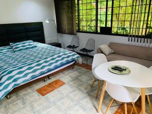 Aparta Hotel LOFT Campestre Jacuzzi Poblado apt 107