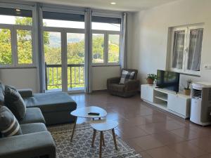 Casa de Casarelhos AL T2 - "Gerês" - Lareira com recuperador de calor - Lenha