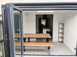 Stylish 5-bedroom retreat just minutes from Belfast city