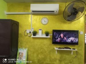 Syedeyina Roomstay