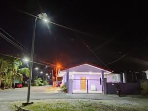 Homestay Impian Bapa - 3hvězdičkové hotely ve městě Semporna