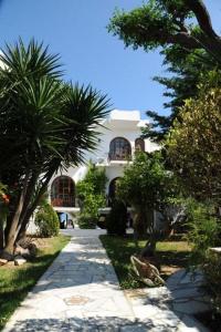 Villa Belmar Self-Catered Apartments Evia Greece