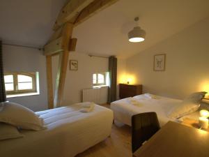 Maisons de vacances Domaine de la Plagnette - Gites pour 15 pers, Terrasse et Animaux admis - FR-1-496-368 : photos des chambres