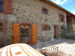 Domaine de charme 2 gîtes, 15 pers, animaux admis, wifi - FR-1-496-368