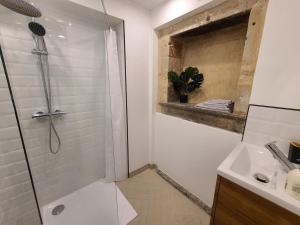 Appartements Appartement cosy en centre-ville d-Epinal pour 2 personnes - FR-1-589-835 : photos des chambres