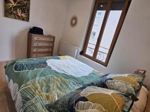 Maisons de vacances Maison de ville renovee avec garage privatif a Epinal - FR-1-589-834 : photos des chambres