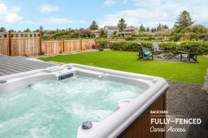 Herons Haven On The Canal