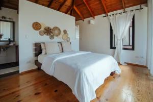 Tropical Bliss Retreat