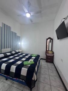 Hospedaje En Avenida Artigas 1