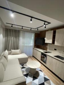 Tirana By Foot - Charm