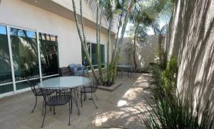 Hermosa casa y muy amplia por el ITESO en Zapopan