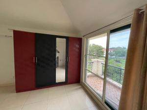 Lancor Town & COuntry