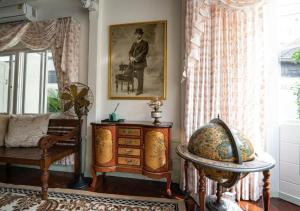 RQ Timeless Dinsor Cultural Heritage House